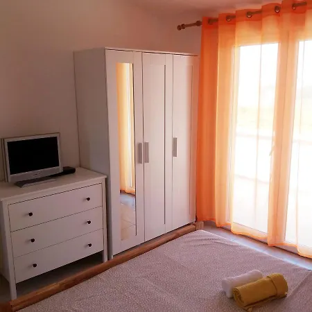 Apartmanpetarvir Vir