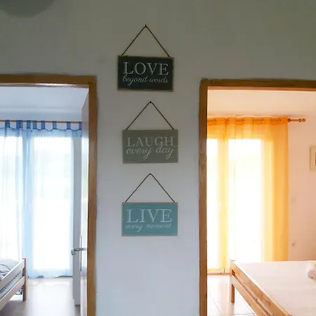 Apartmanpetarvir * Vir